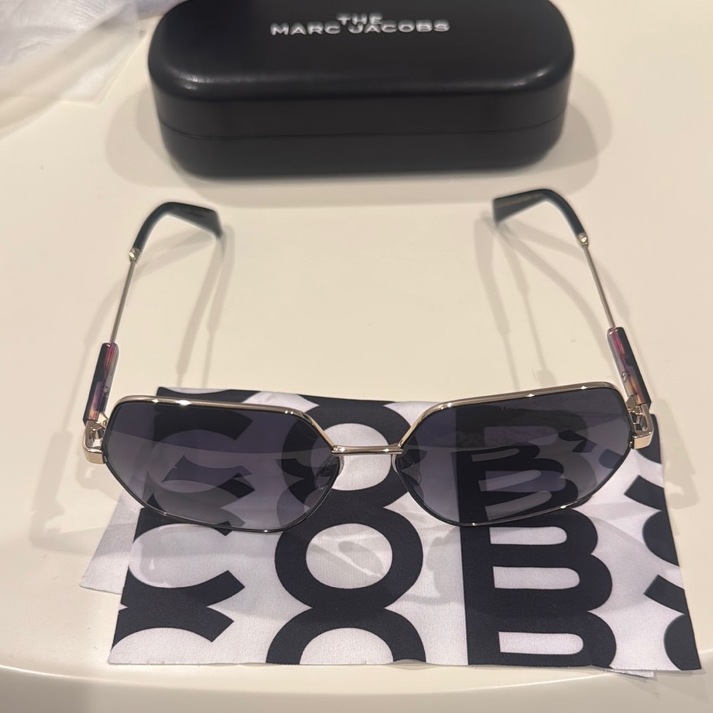 Marc Jacobs Gold and Black Sunglasses